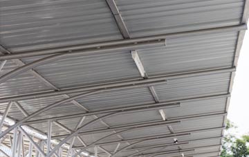 installing Winnal metal roofing